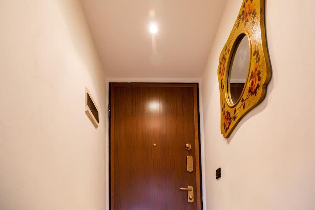 2 Min Da Porta Genova - Elegante Bilocale Appartement Milaan Buitenkant foto