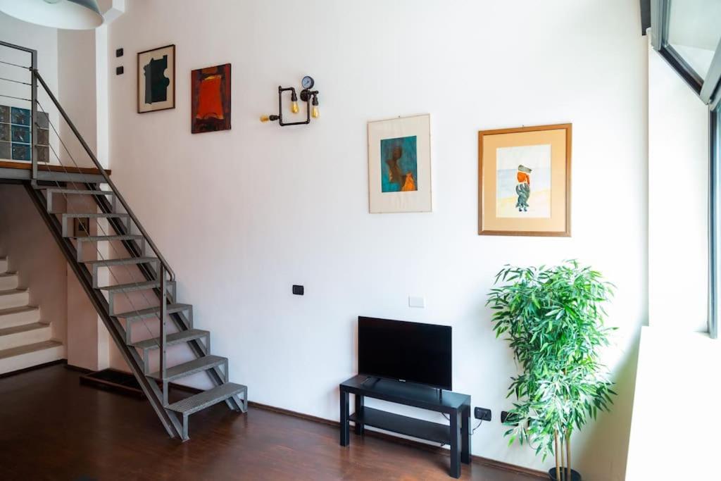 2 Min Da Porta Genova - Elegante Bilocale Appartement Milaan Buitenkant foto