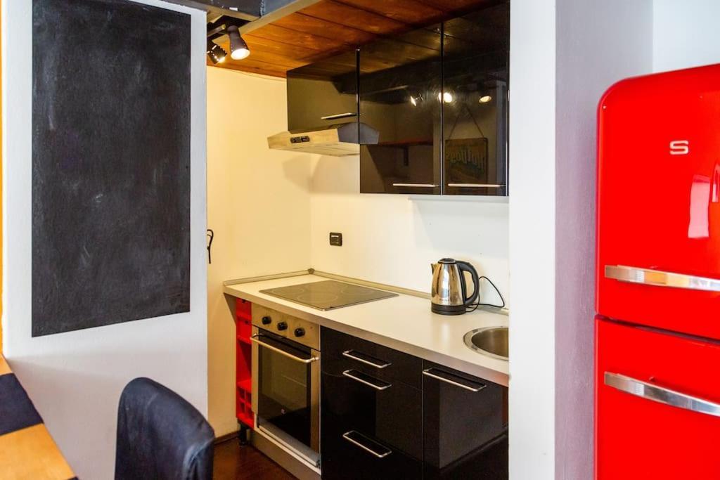 2 Min Da Porta Genova - Elegante Bilocale Appartement Milaan Buitenkant foto